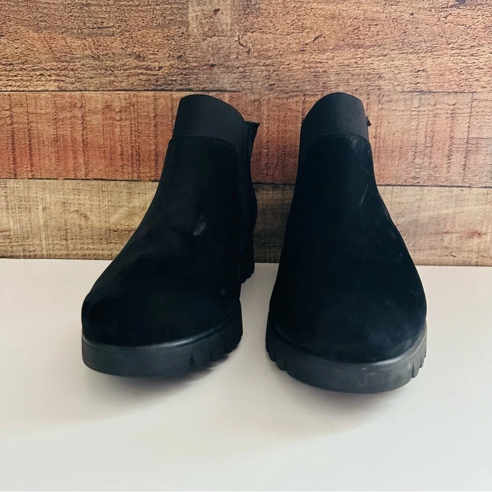 Mephisto World’s Finest Footwear Lyana Black Ankle Boots